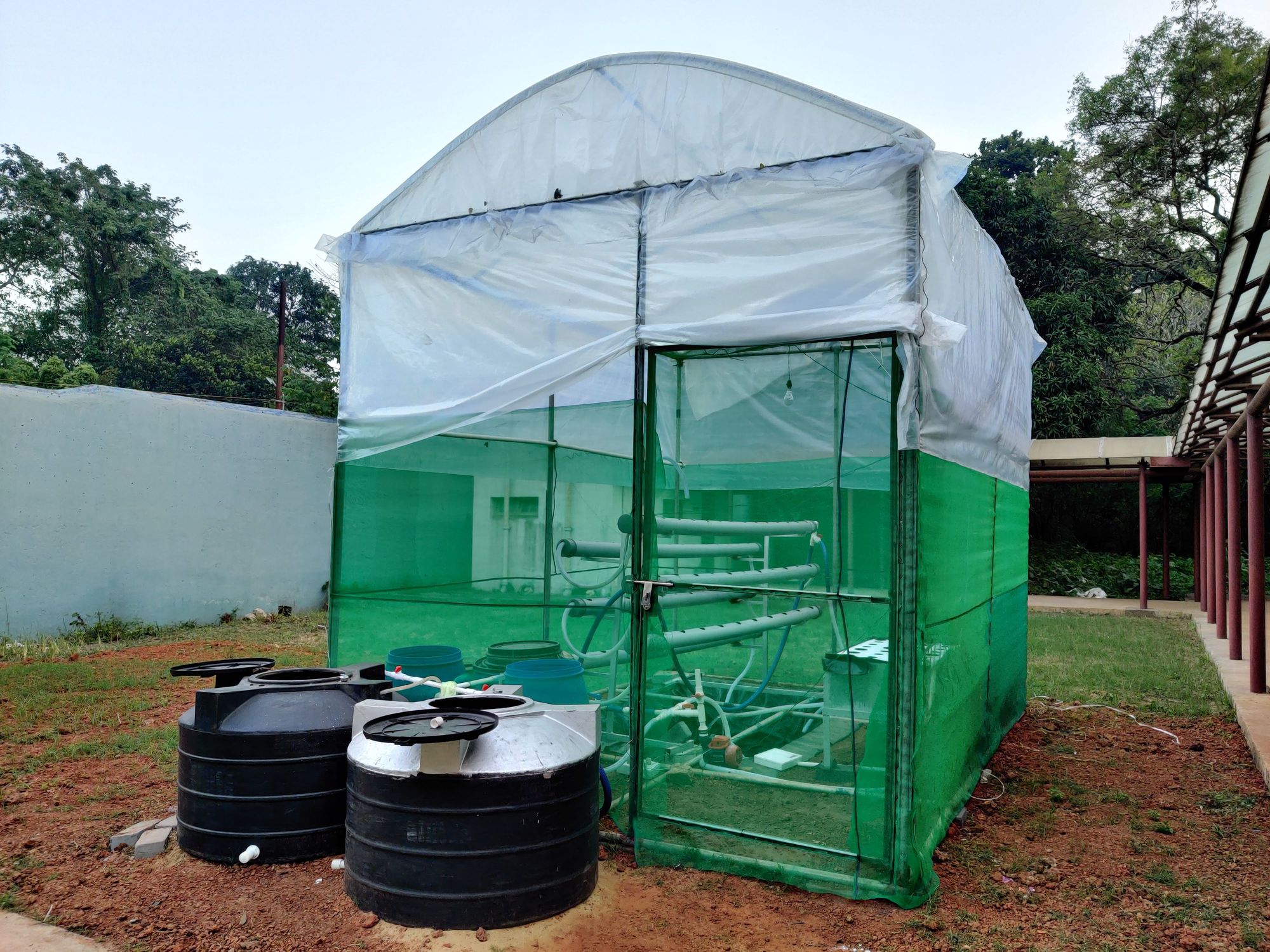 Greenhouse built on campus